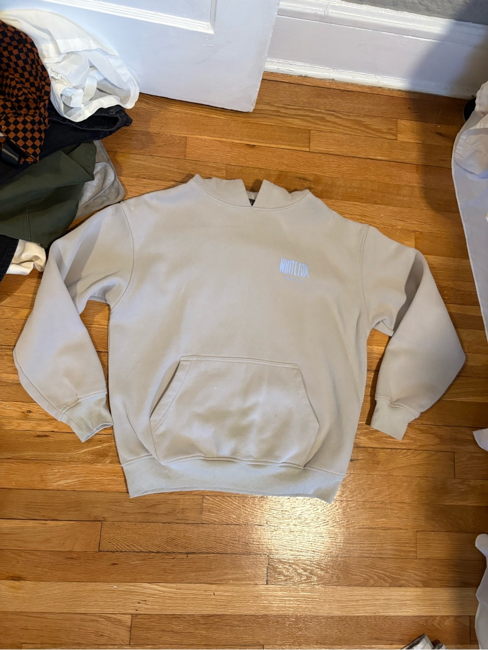 White Fox Boutique Cream Crewneck Sweatshirt